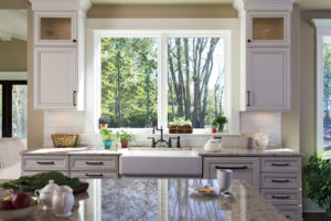 A sliding window above the kitchen sink